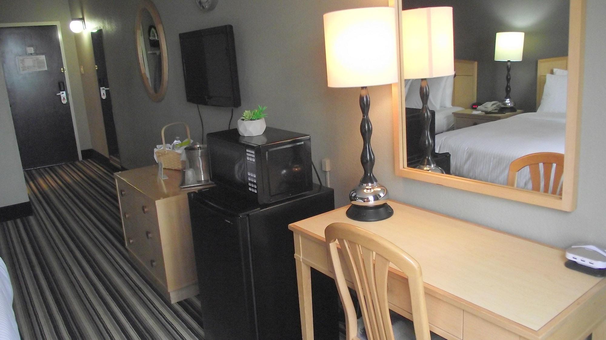 Travelodge By Wyndham Airport/graceland 2* Memphis
