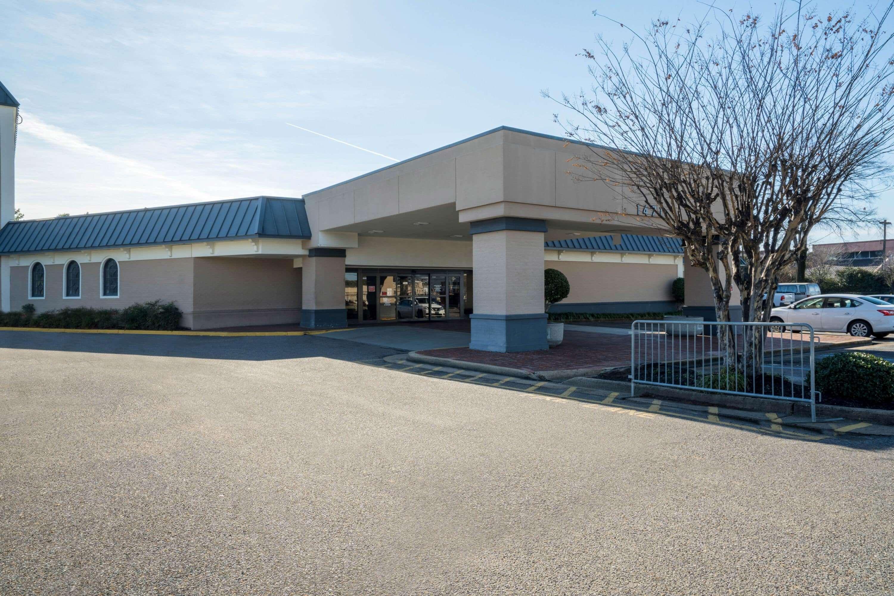Travelodge By Wyndham Airport/graceland Hotel